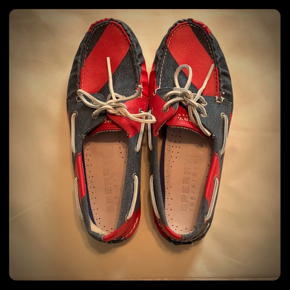 Vintage sperry shoes!